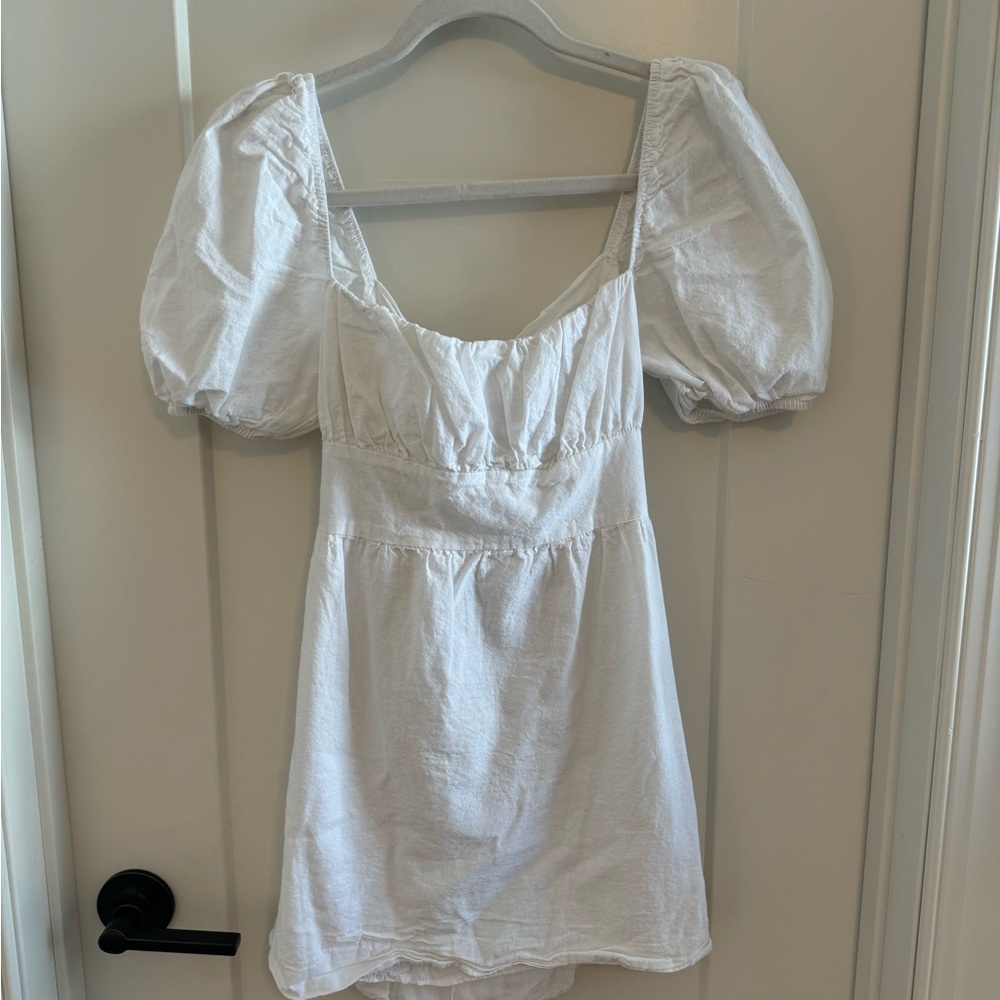 Hello Molly White Mini Dress with Puffed Sleeves and Fitted Bodice